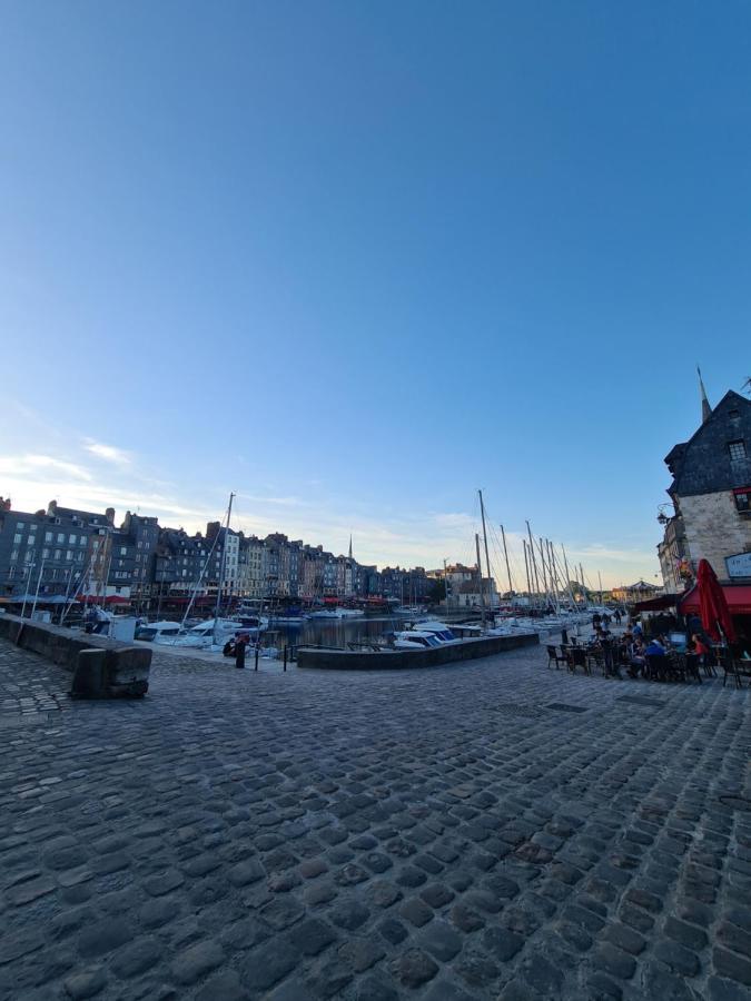 Jane'Laur - Honfleur Exterior foto